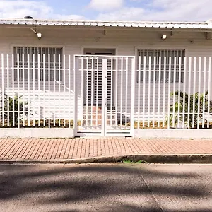 Penzion Tropical Breeze Aeropuerto, San Andrés